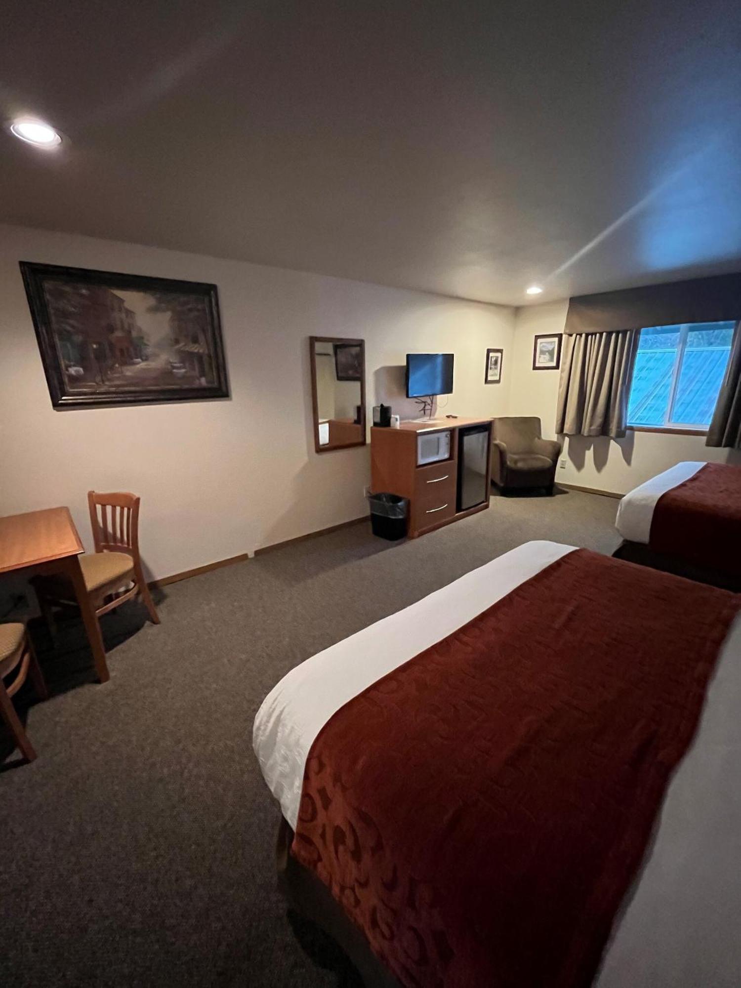 Seasons Motel Morton Екстериор снимка