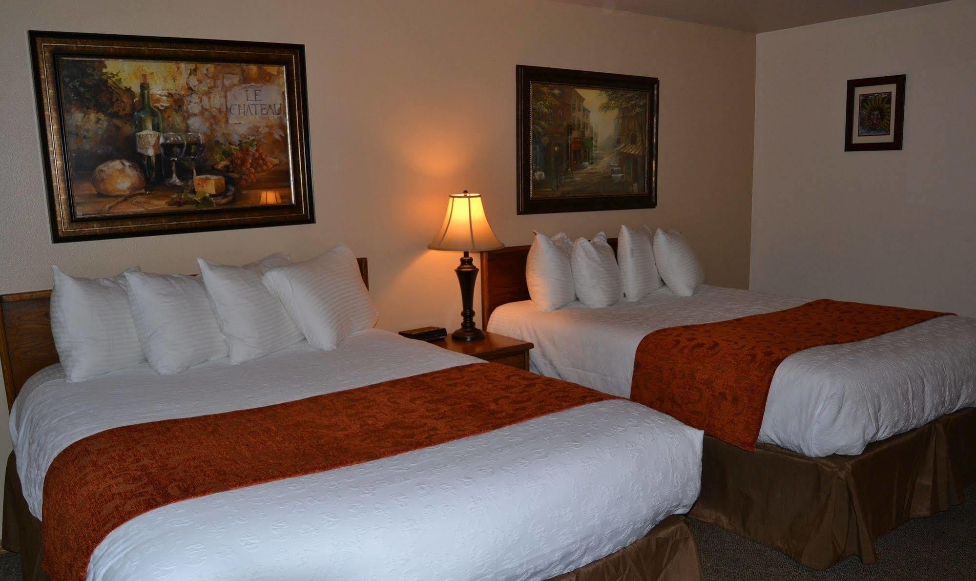Seasons Motel Morton Екстериор снимка